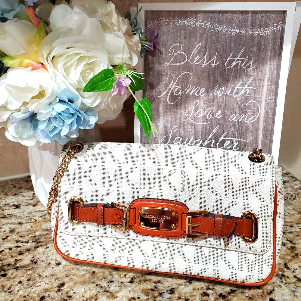 👜❤Michael Kors Vanilla Shoulder Bag❤👜